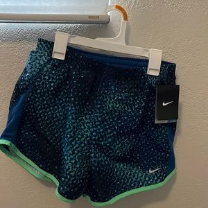 Nike shorts girls